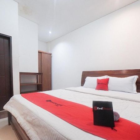เรดดอร์ซ พลัส เนียร์ กรีน ปรามุกา สแควร์ มอลล์ Hotel จาการ์ตา ภายนอก รูปภาพ